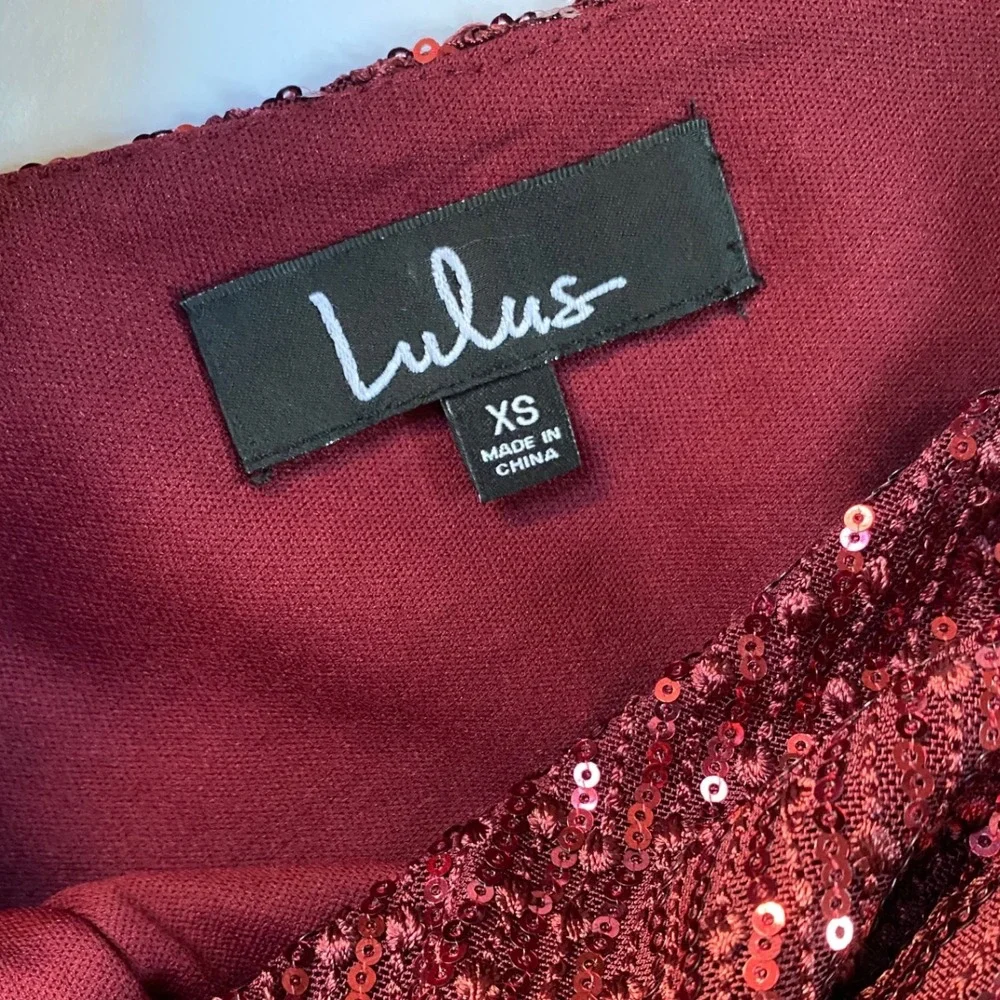 LULUS Catching Compliments Burgundy Sequin Maxi Dress Holiday Glam XS -NWT - Picture 13 of 16